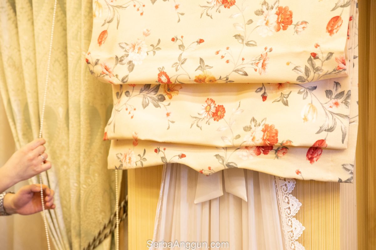 Roman shades motif bunga SerbaAnggun